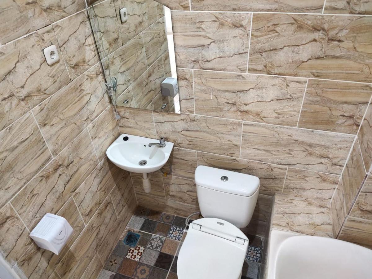 Fuji Residence Jakarta Extérieur photo