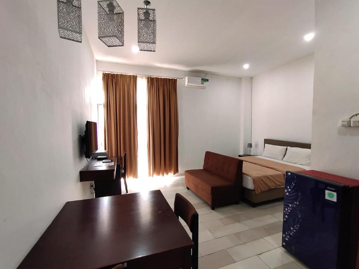 Fuji Residence Jakarta Extérieur photo